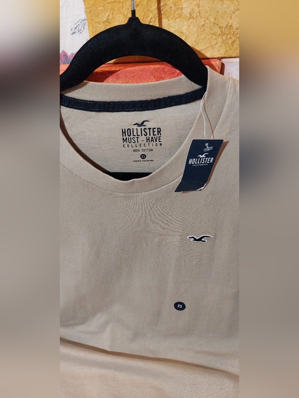 Hollister White-to-Black Ombre Crew T-Shirt - Picture 4 of 5